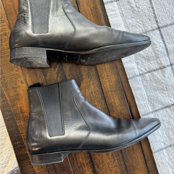 Authentic Saint Laurent - Picture 4 of 10